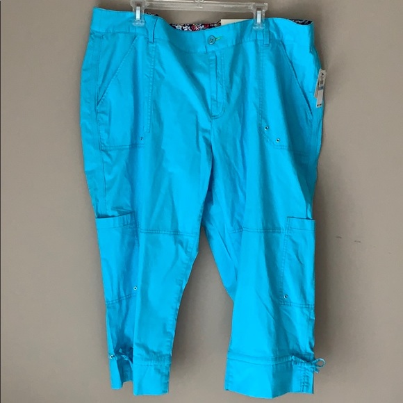 Capri pants - Picture 2 of 8